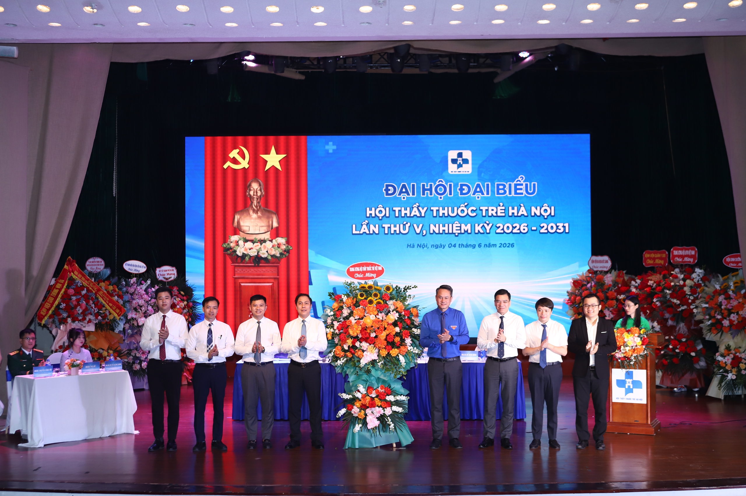 Đại hội Hội Thầy thuốc trẻ Hà Nội: Phát huy trí tuệ, nhiệt huyết vì sức khỏe cộng đồng- Ảnh 6.