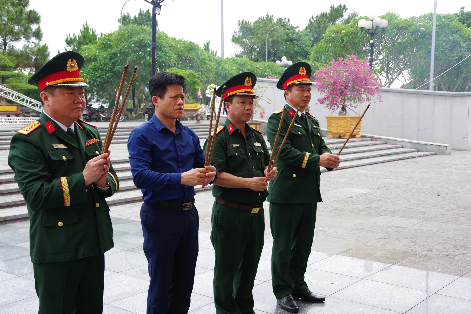 Đất mẹ đón 28 hài cốt liệt sĩ hy sinh tại chiến trường Lào trở về- Ảnh 3.
