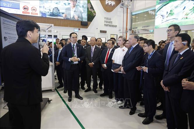 Tổng Bí thư, Chủ tịch nước Tô Lâm thăm Nhà máy mẫu cho công nghệ sản xuất tiên tiến- Ảnh 6.