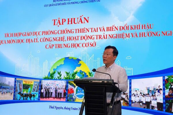 Tích hợp kiến thức phòng chống thiên tai vào các môn học bậc THCS