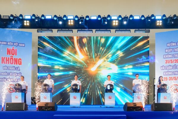 Hơn 1.500 thanh niên hưởng ứng chiến dịch nói không với thuốc lá thế hệ mới