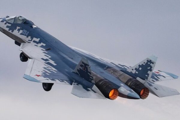 Nga ra mắt tiêm kích Su-57 hai chỗ ngồi để ‘chiều’ đối tác đặc biệt