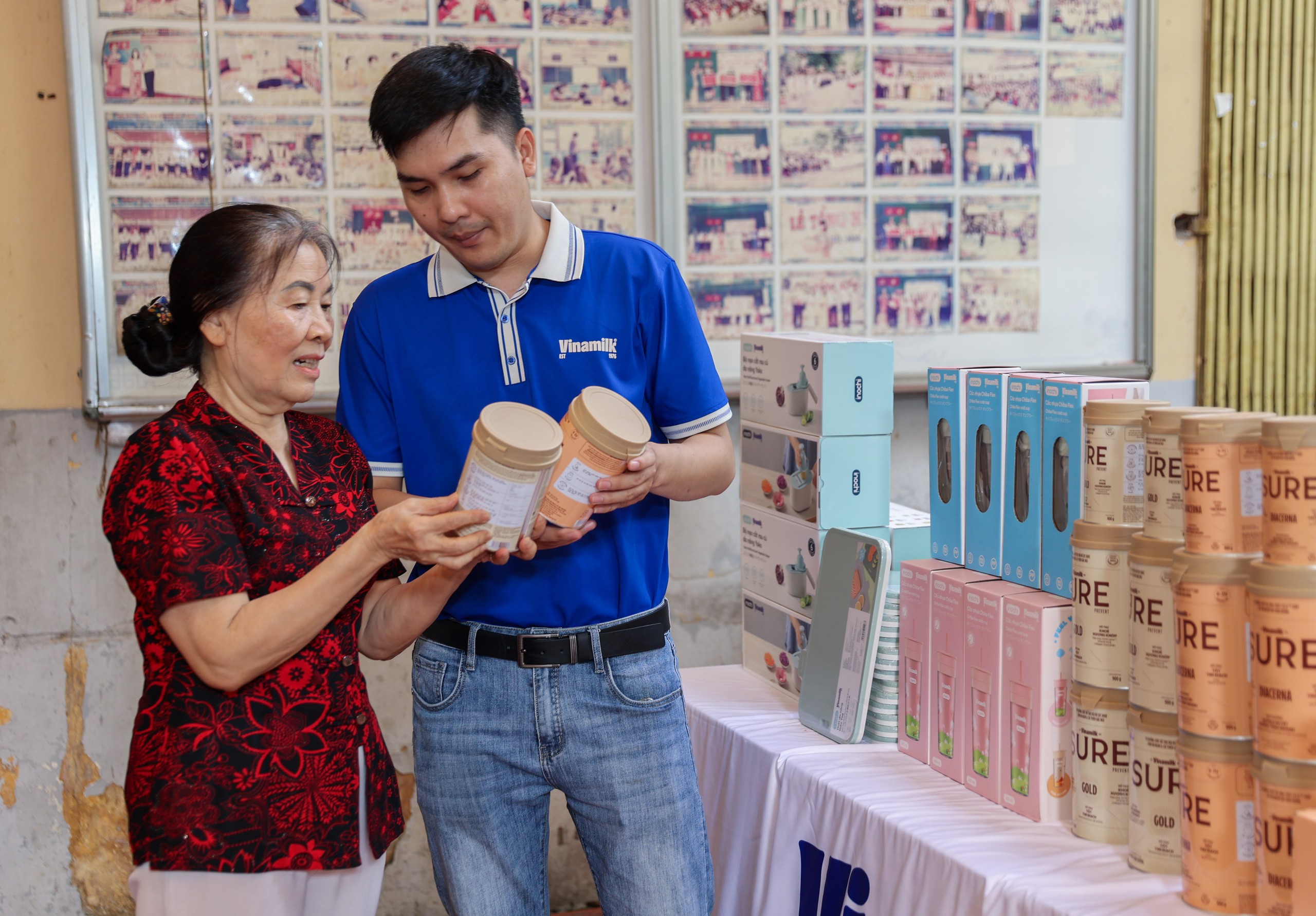 sure-tour-hcm-09-1781059423357989666586 Vinamilk đón thế hệ 'đồng niên' tham quan nhà máy với lời hứa chăm sóc sức khỏe bằng dinh dưỡng chất lượng- Ảnh 9.