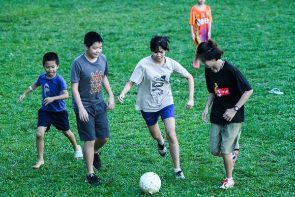 Dinh dưỡng trong kỳ nghỉ hè để trẻ phát triển toàn diện