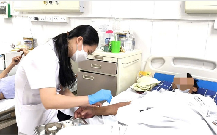Hi hữu ca rò luân nhĩ di truyền qua 3 thế hệ- Ảnh 1.
