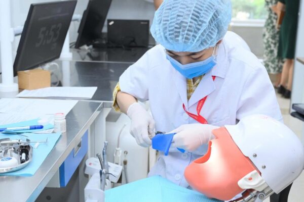 Lo ngại khoảng trống kiến thức nền tảng khi xét tuyển khối ngành Sức khỏe bằng môn xã hội