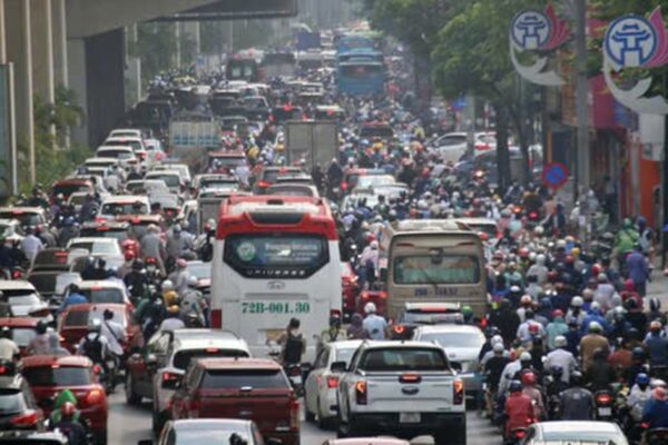 Hà Nội chưa xem xét cấm xe xăng vào vùng lõi