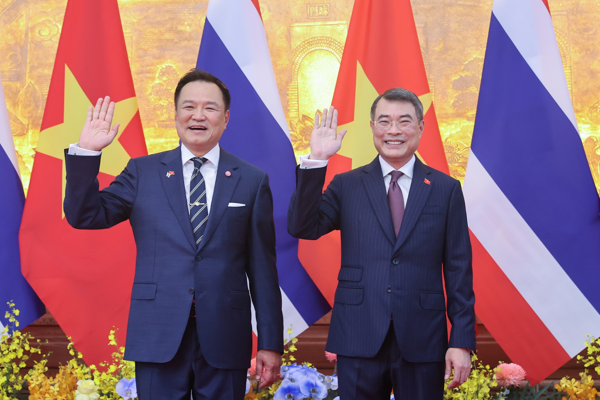 2-thu-tuong-17809170880901072272043 Thủ tướng Lê Minh Hưng chủ trì lễ đón Thủ tướng Thái Lan- Ảnh 3.