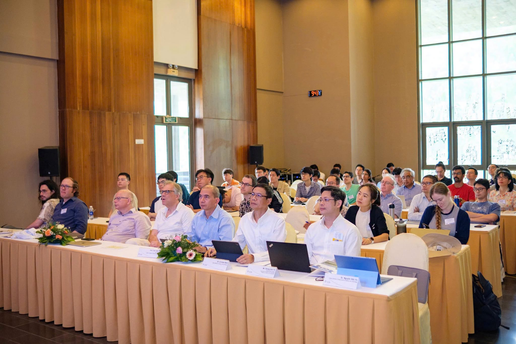 Việt Nam cần sớm hình thành nhóm nghiên cứu xuất sắc về công nghệ lượng tử- Ảnh 1.