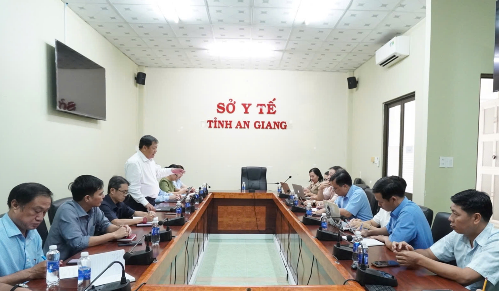 An Giang triển khai mô hình cộng đồng ngăn chặn véc tơ sốt xuất huyết- Ảnh 2.