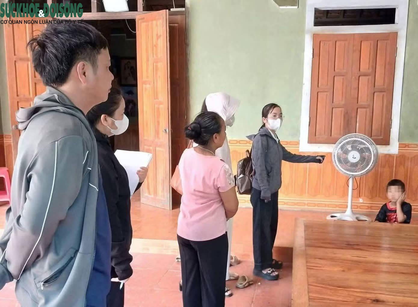 Nguy cơ bệnh dại gia tăng mùa nắng nóng, cần tiêm phòng ngay khi bị chó mèo cắn
- Ảnh 2.