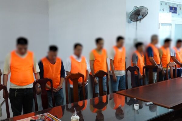 Triệt xóa đường dây cá độ bóng đá hơn 2 tỷ đồng hoạt động trên mạng