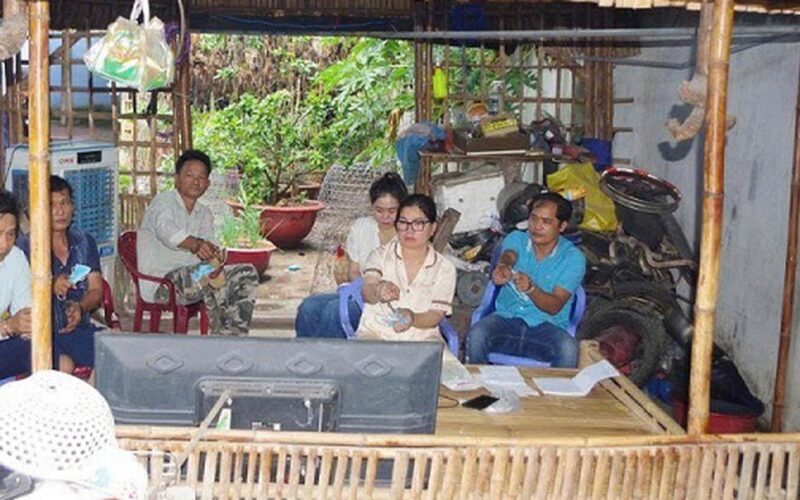 Bắt nhóm tổ chức đá gà qua mạng, giao dịch 80 tỷ đồng