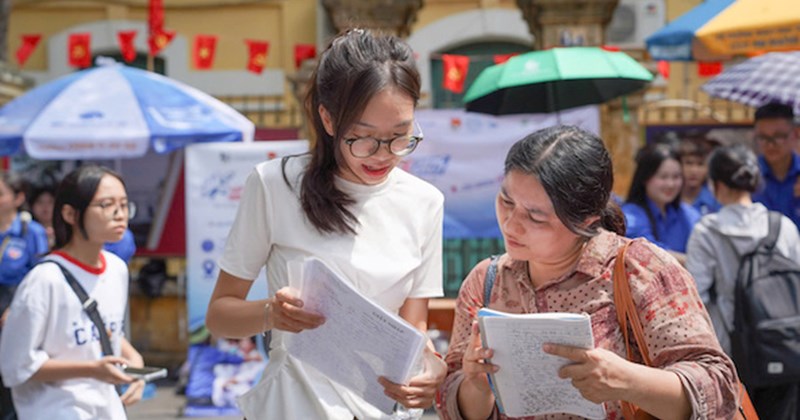 Đáp án đề thi môn Vật lý tốt nghiệp THPT 2026 tất cả mã đề - Ảnh 1.