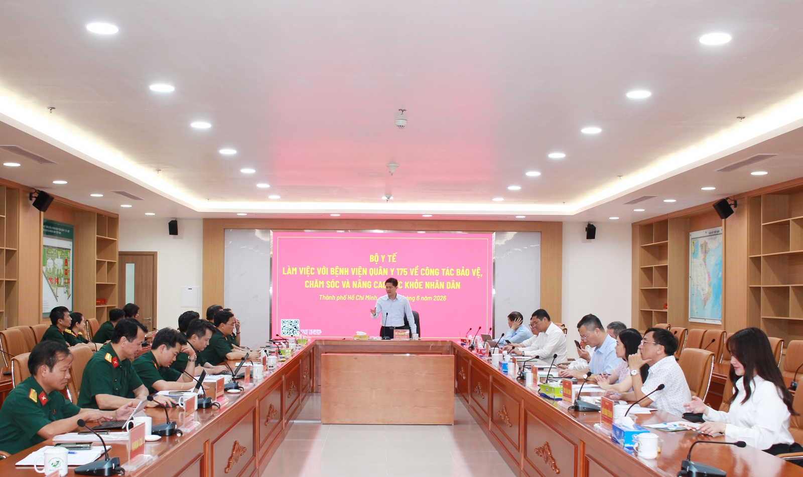 img4831-17818585565371871026796 Thứ trưởng Thường trực Vũ Mạnh Hà: Phát huy thế mạnh, đưa Bệnh viện Quân y 175 sớm đạt tầm quốc tế- Ảnh 4.