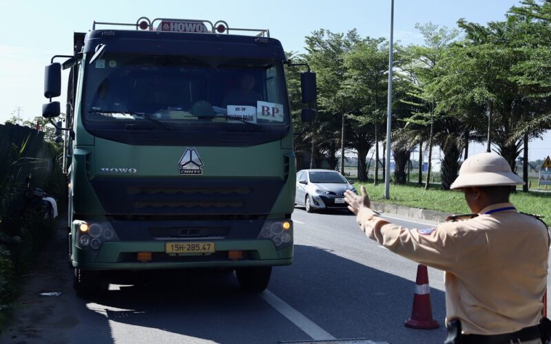 Hà Nội xử lý hơn 1.600 vi phạm trong hoạt động vận tải hàng hóa