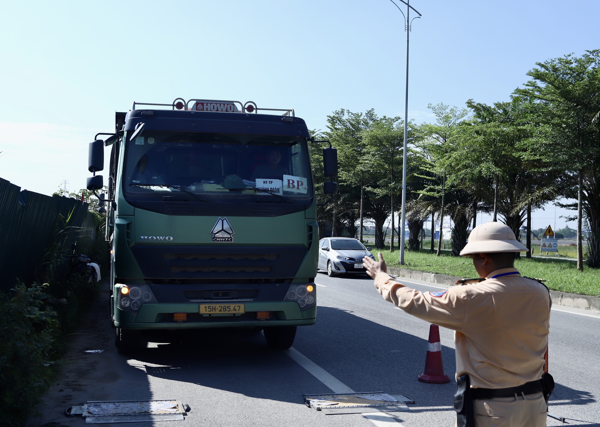 img6490-1780656249853426016722 Hà Nội xử lý hơn 1.600 vi phạm trong hoạt động vận tải hàng hóa- Ảnh 3.