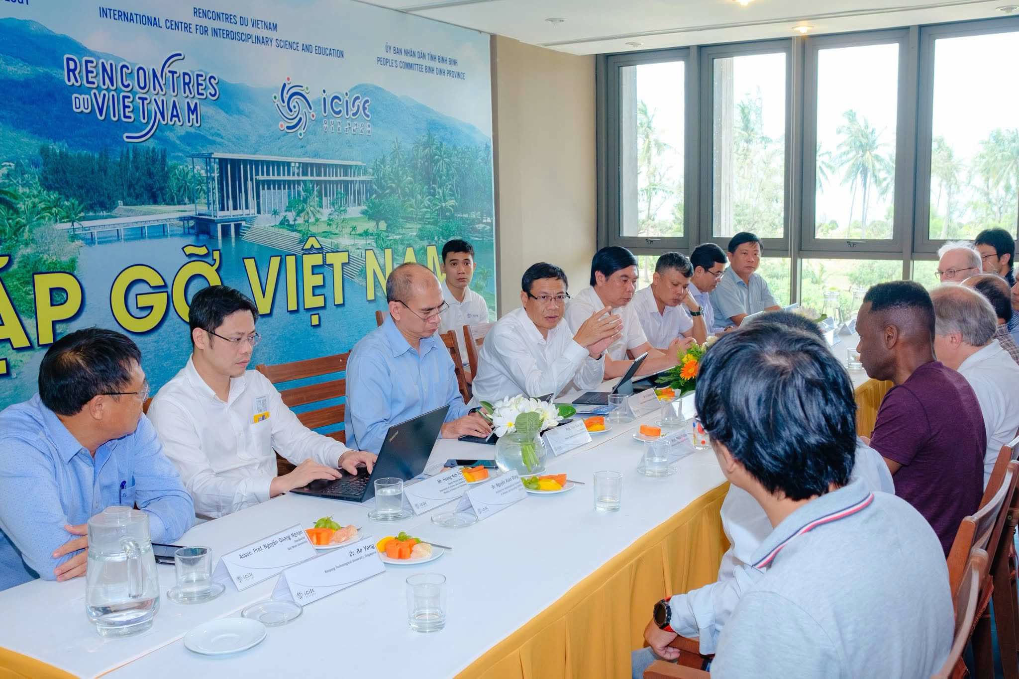 Việt Nam cần sớm hình thành nhóm nghiên cứu xuất sắc về công nghệ lượng tử- Ảnh 2.