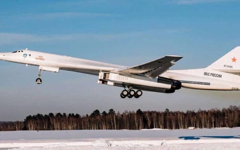Siêu oanh tạc cơ Tu-160 Nga ‘nằm đất’ nhiều hơn xuất kích