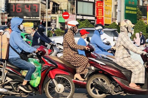 Miền Trung nắng nóng gay gắt kéo dài trên 39 độ C
