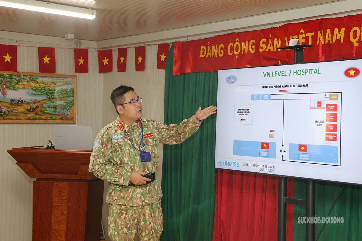 Bệnh viện Dã chiến 2.7 Việt Nam diễn tập ứng phó nguy cơ dịch Ebola tại  Nam Sudan - Ảnh 1.