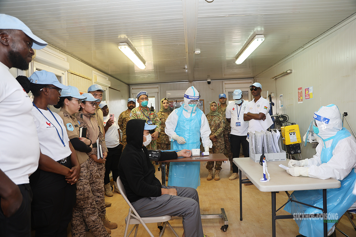 Bệnh viện Dã chiến 2.7 Việt Nam diễn tập ứng phó nguy cơ dịch Ebola tại  Nam Sudan - Ảnh 4.