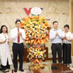 Thứ trưởng Thường trực Bộ Y tế Vũ Mạnh Hà chúc mừng các cơ quan báo chí nhân 101 năm Ngày Báo chí Cách mạng Việt Nam