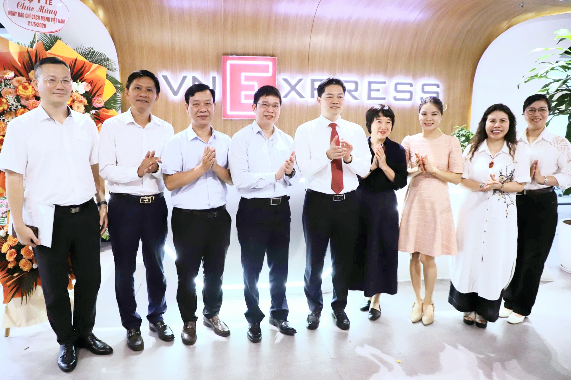Thứ trưởng Thường trực Bộ Y tế Vũ Mạnh Hà chúc mừng các cơ quan báo chí nhân 101 năm Ngày Báo chí Cách mạng Việt Nam- Ảnh 5.