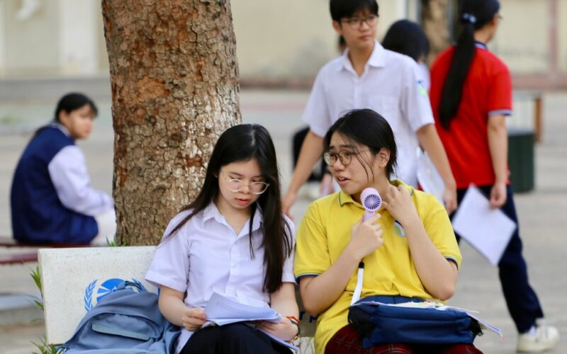 Các kênh tra cứu điểm thi, điểm chuẩn lớp 10 phụ huynh và thí sinh cần biết