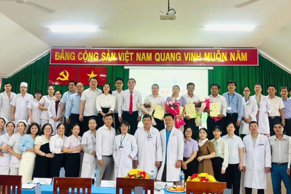 Từ bệnh viện đến trạm y tế: Mang dịch vụ y tế chất lượng về gần dân